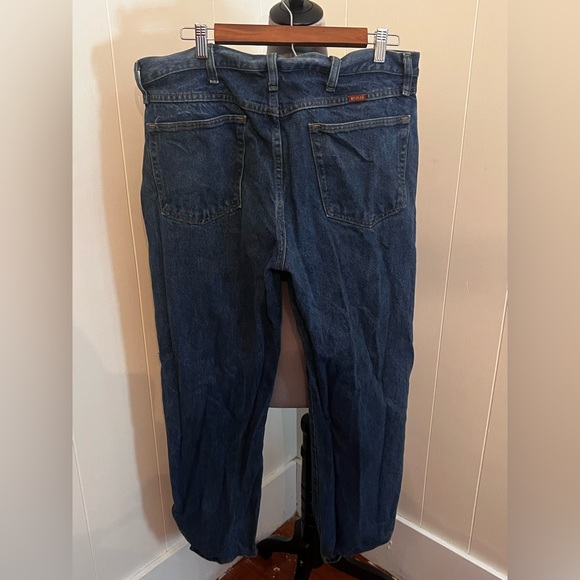 Rustler Jean, Dark Wash, 36x30 - Picture 2 of 3